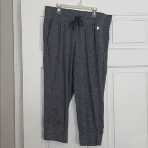 Grey Capri sweatpants/ joggers